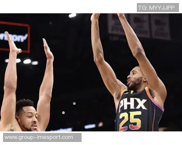 迈尔斯布里奇斯全场表现抢眼18投11中斩获26分14篮板正负值高达19