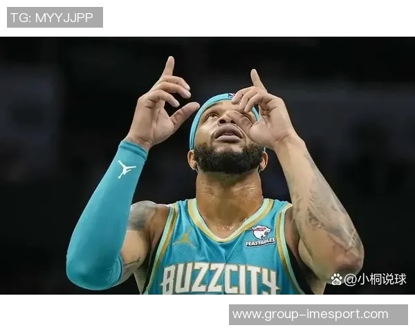 布朗连续高产表现显著本赛季21场已三度砍下40分以上