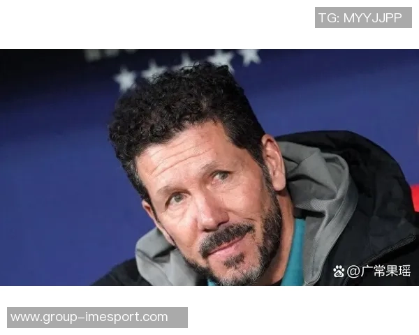 西蒙尼携马竞基金会探望医院儿童传递温暖与关爱 西蒙尼携马竞基金会探望医院儿童传递温暖与关爱