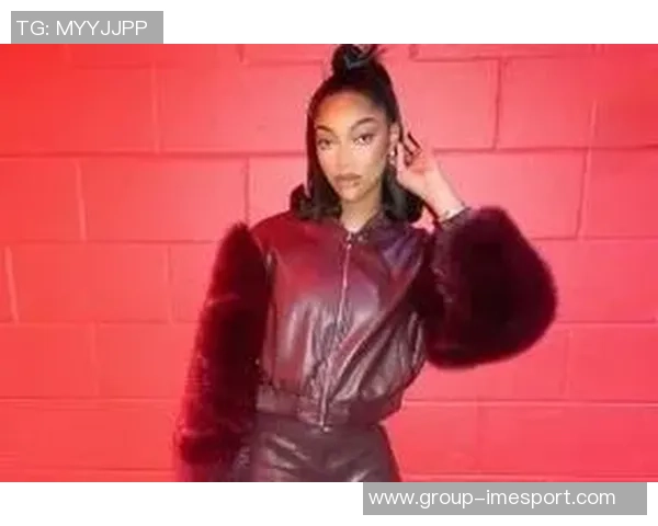 安吉尔里斯分享多伦多48小时美照展现青春活力与时尚魅力