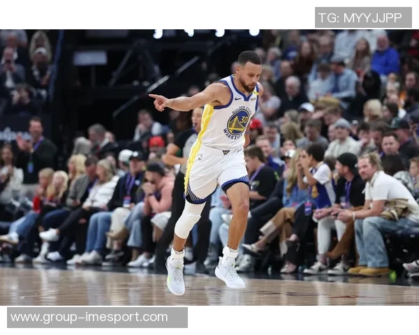 美网友热议库里表现称其依赖体系与掩护移动才能突围