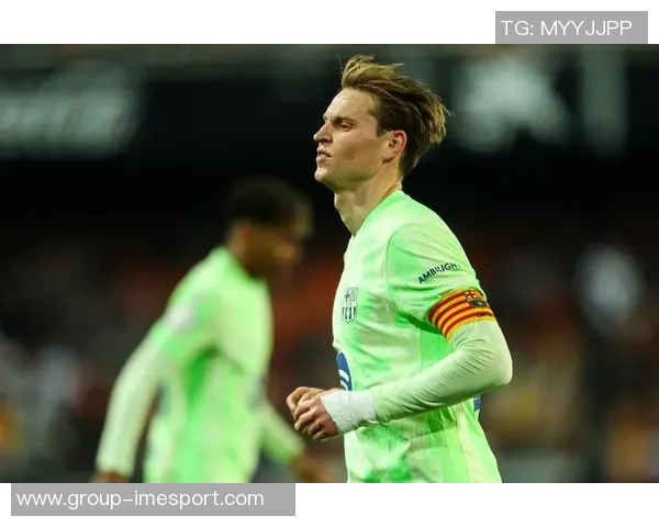 弗里克禁赛引争议他指责德容非裁判遭误解 弗里克禁赛引争议他指责德容非裁判遭误解